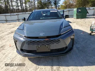 2025 Toyota Crown XLE z VIN JTDACAAJ1S3002589, wystawiony jako Copart lot #46674455 z przebiegiem 9 535 mil mil oraz Szkoda całkowita • Salvage title. Historia ofert i sprzedaży dostępna na DreamBid. Obrazek 5.