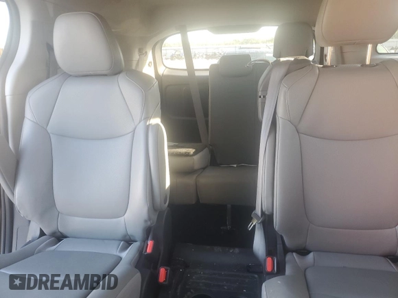 2023 Toyota Sienna XLE с VIN 5TDYRKEC6PS172550, выставлен на аукционе Copart как лот 53465305 с пробегом 38 138 миль миль и Чистый • Clean title. История ставок и продаж доступна на DreamBid. Изображение 10.