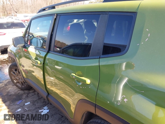 2016 Jeep Renegade Latitude with VIN ZACCJBBTXGPD18290, listed as a IAAI auction lot 41399537 with 49,749 mi miles. Bid and sale history available at carsss.com. Image 15.