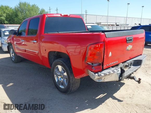 2011 Chevrolet Silverado 1500 LT with VIN 3GCPCSE02BG351470, listed as a IAAI auction lot 41899663 with 293,511 mi miles and . Bid and sale history available at DreamBid. Image 3.