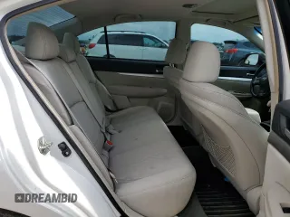 2012 Subaru Legacy Premium z VIN 4S3BMCG64C3020537, wystawiony jako Copart lot #54075685 z przebiegiem 68 353 mil mil oraz Szkoda całkowita • Salvage title. Historia ofert i sprzedaży dostępna na DreamBid. Obrazek 10.