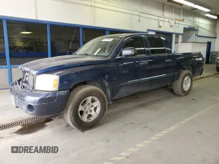 2007 Dodge Dakota SLT with VIN 1D7HW48K87S138016, listed as a Copart auction lot 48141995 with 274,339 mi miles and Salvage Title. Bid and sale history available at carsss.com. Image 1.