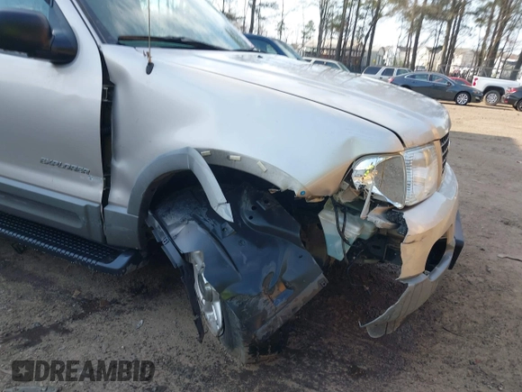 2002 Ford Explorer XLT with VIN 1FMZU63K02UD30577, listed as a IAAI auction lot 41853923 with 211,559 mi miles and . Bid and sale history available at DreamBid. Image 6.