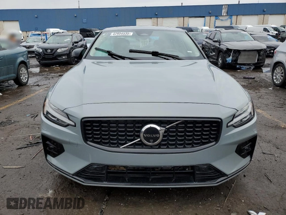 2024 Volvo S60 Plus Dark Theme with VIN 7JRL12FL6RG281072, listed as a Copart auction lot 42954535 with 36,776 mi miles and Clean title. Bid and sale history available at DreamBid. Image 5.