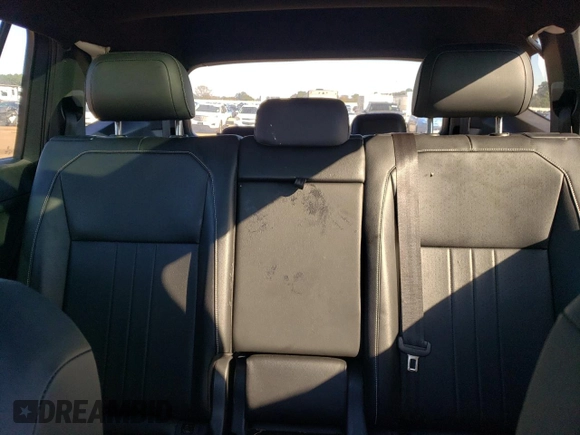 2024 Volkswagen Tiguan SE R-Line Black z VIN 3VVCB7AX2RM075323, wystawiony jako Copart lot #81290414 z przebiegiem 15 867 mil mil oraz Szkoda całkowita • Salvage title. Historia ofert i sprzedaży dostępna na DreamBid. Obrazek 10.