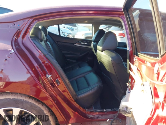 2018 Nissan Maxima SL with VIN 1N4AA6AP7JC395798, listed as a IAAI auction lot 41293817 with 69,053 mi miles and . Bid and sale history available at DreamBid. Image 8.