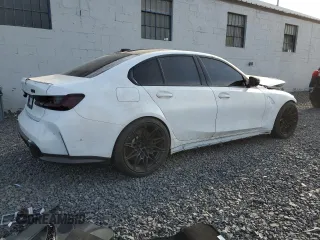 2024 BMW M3 Competition xDrive z VIN WBS43AY05RFT23854, wystawiony jako Copart lot #45918415 z przebiegiem Nie podano mil oraz Szkody całkowita. Historia ofert i sprzedaży dostępna na DreamBid. Obrazek 3.