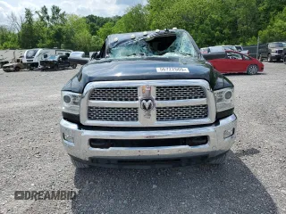 2018 Ram 3500 Laramie z VIN 3C63RRJL0JG320889, wystawiony jako Copart lot #56722505 z przebiegiem 213 976 mil mil oraz Szkoda całkowita • Salvage title. Historia ofert i sprzedaży dostępna na DreamBid. Obrazek 5.
