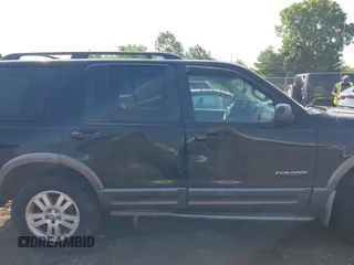 2002 Ford Explorer z VIN 1FM2U73E32UC53302, wystawiony jako IAAI lot #42583558 z przebiegiem 199 770 mil mil oraz . Historia ofert i sprzedaży dostępna na DreamBid. Obrazek 14.