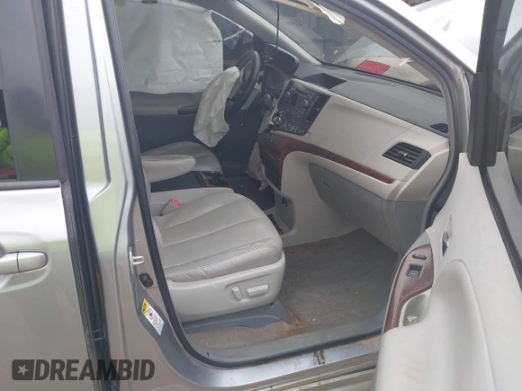 2012 Toyota Sienna XLE AAS с VIN 5TDYK3DC8CS276589, выставлен на аукционе IAAI как лот 42252242 с пробегом 221 618 миль миль и . История ставок и продаж доступна на DreamBid. Изображение 5.