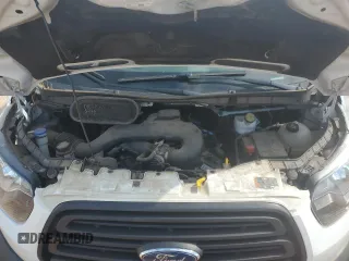 2019 Ford Transit z VIN 1FTYR2CM6KKA28265, wystawiony jako Copart lot #56937345 z przebiegiem 106 541 mil mil oraz Szkoda całkowita • Salvage title. Historia ofert i sprzedaży dostępna na DreamBid. Obrazek 12.