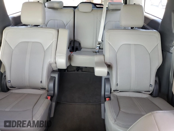 2020 Ford Expedition Limited с VIN 1FMJU1KTXLEA36349, выставлен на аукционе Copart как лот 54509235 с пробегом 67 491 миль миль и Списание • Salvage title. История ставок и продаж доступна на DreamBid. Изображение 10.