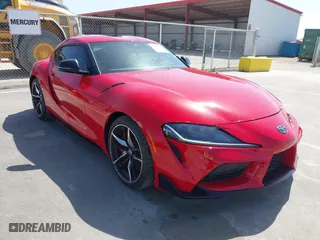 2022 Toyota GR Supra 3.0 with VIN WZ1DB0C05NW050860, listed as a IAAI auction lot 42093290 with 29,726 mi miles. Bid and sale history available at carsss.com. Image 1.