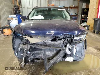 2018 Jeep Compass Latitude with VIN 3C4NJDBB9JT167924, listed as a Copart auction lot 47587475 with 90,146 mi miles and Salvage Title. Bid and sale history available at DreamBid. Image 5.