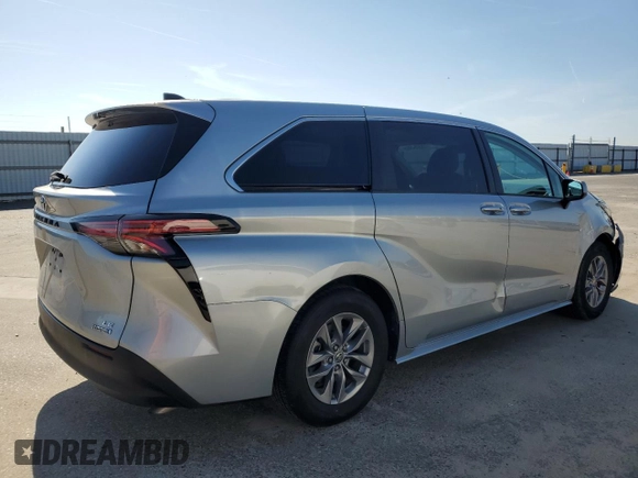 2021 Toyota Sienna LE with VIN 5TDKRKEC9MS035667, listed as a Copart auction lot 53754995 with 98,170 mi miles and Salvage title. Bid and sale history available at DreamBid. Image 3.
