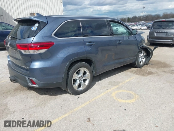 2019 Toyota Highlander Limited with VIN 5TDDZRFH6KS930266, listed as a IAAI auction lot 42046481 with 139,865 mi miles and . Bid and sale history available at DreamBid. Image 4.