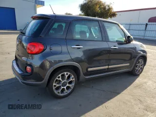 2014 FIAT 500L Trekking with VIN ZFBCFADH1EZ008194, listed as a Copart auction lot 81557024 with 122,859 mi miles and Clean Title. Bid and sale history available at DreamBid. Image 3.