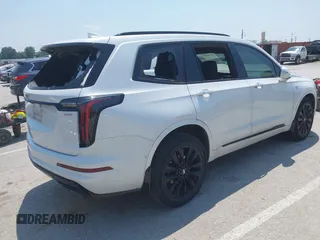 2021 Cadillac XT6 Sport with VIN 1GYKPGRS4MZ222263, listed as a IAAI auction lot 42443907 with 18,353 mi miles and . Bid and sale history available at DreamBid. Image 4.