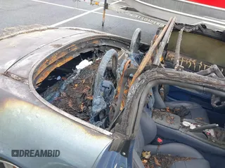 2005 Honda S2000 с VIN JHMAP21485S001159, выставлен на аукционе IAAI как лот 38590034 с пробегом Не указан миль и . История ставок и продаж доступна на DreamBid. Изображение 8.
