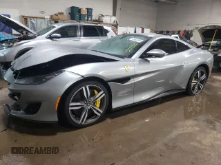 2019 Ferrari Portofino z VIN ZFF89FPA8K0242811, wystawiony jako Copart lot #45493295 z przebiegiem 12 470 mil mil oraz Szkody całkowita. Historia ofert i sprzedaży dostępna na DreamBid. Obrazek 1.