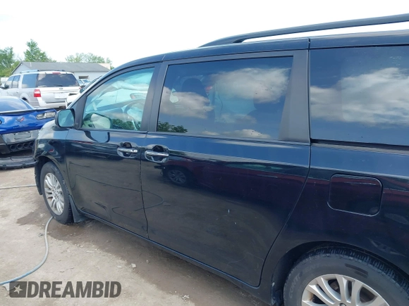 2017 Toyota Sienna XLE Auto Access Seat with VIN 5TDYZ3DC6HS875509, listed as a IAAI auction lot 42367524 with 169,345 mi miles and . Bid and sale history available at DreamBid. Image 15.