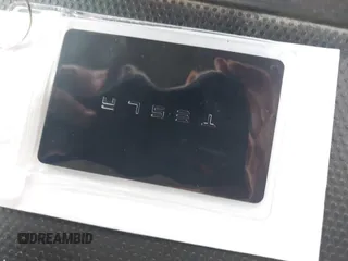 2023 Tesla Model 3 z VIN 5YJ3E1EAXPF606178, wystawiony jako IAAI lot #42543528 z przebiegiem 26 638 mil mil oraz . Historia ofert i sprzedaży dostępna na DreamBid. Obrazek 11.