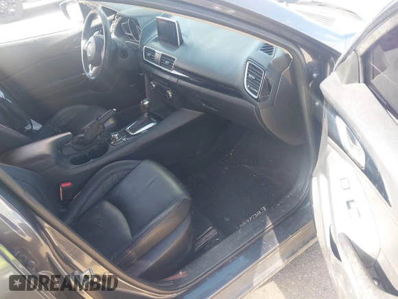 2014 Mazda 3 i Grand Touring with VIN JM1BM1W7XE1142039, listed as a IAAI auction lot 41688696 with 198,564 mi miles and . Bid and sale history available at carsss.com. Image 5.