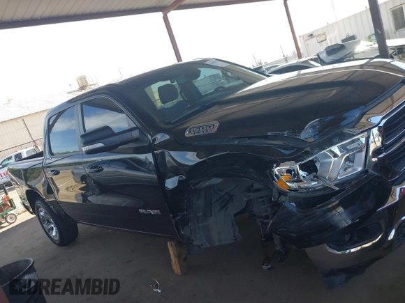 2021 Ram 1500 Big Horn с VIN 1C6RREFTXMN501179, выставлен на аукционе IAAI как лот 42325094 с пробегом 56 265 миль миль и . История ставок и продаж доступна на DreamBid. Изображение 14.