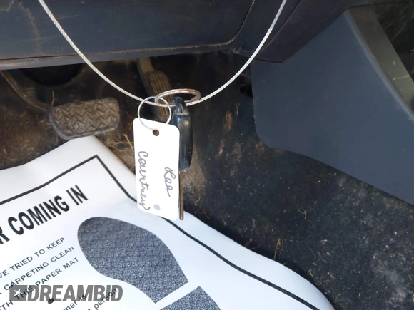 2017 Toyota Tacoma SR5 with VIN 5TFCZ5AN3HX086112, listed as a IAAI auction lot 41247889 with Not Provided miles and . Bid and sale history available at DreamBid. Image 11.