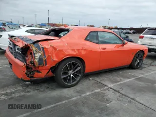 2016 Dodge Challenger R/T Scat Pack z VIN 2C3CDZFJXGH351790, wystawiony jako Copart lot #50971925 z przebiegiem 69 129 mil mil oraz Szkody całkowita. Historia ofert i sprzedaży dostępna na DreamBid. Obrazek 3.