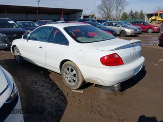 2002 Acura CL with VIN 19UYA42462A005094, listed as a IAAI auction lot 41557962 with 202,371 mi miles. Bid and sale history available at carsss.com. Image 3.
