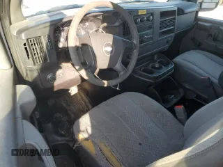 2011 Chevrolet Express Cargo Van with VIN 1GCWGGBA4B1155880, listed as a Copart auction lot 46640635 with 206,187 mi miles and Salvage Title. Bid and sale history available at carsss.com. Image 8.