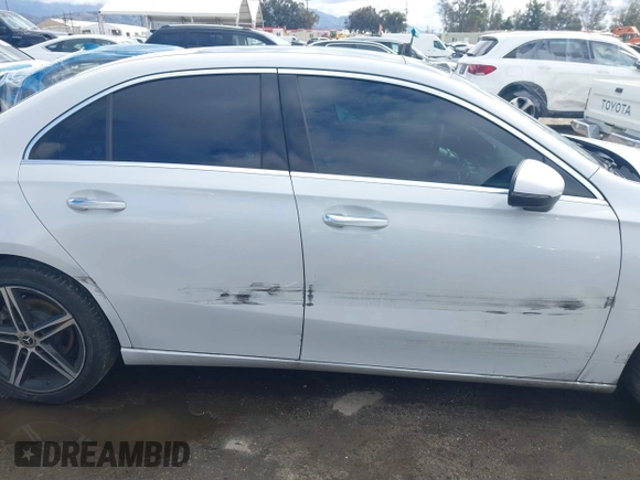 2022 Mercedes-Benz A 220 with VIN W1K3G4EB0NJ338614, listed as a IAAI auction lot 41709933 with 207,910 mi miles and . Bid and sale history available at DreamBid. Image 14.