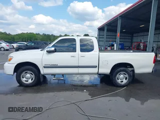2006 Toyota Tundra SR5 with VIN 5TBRU34106S464095, listed as a IAAI auction lot 42004981 with 362,683 mi miles. Bid and sale history available at carsss.com. Image 14.