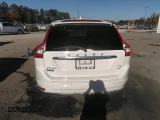 2017 Volvo XC60 Inscription z VIN YV449MRU6H2015037, wystawiony jako IAAI lot #40680824 z przebiegiem 55 400 mil mil oraz . Historia ofert i sprzedaży dostępna na DreamBid. Obrazek 17.