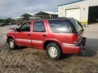 2001 GMC Jimmy SLE with VIN 1GKDT13W912214882, listed as a Copart auction lot 51258815 with 261,664 mi miles and Salvage Title. Bid and sale history available at carsss.com. Image 2.