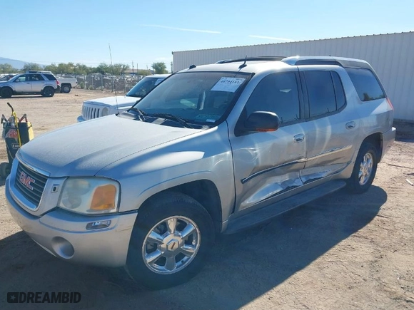 2005 GMC Envoy XUV SLE with VIN 1GKET12S356185669, listed as a IAAI auction lot 40794181 with 221,819 mi miles. Bid and sale history available at carsss.com. Image 2.