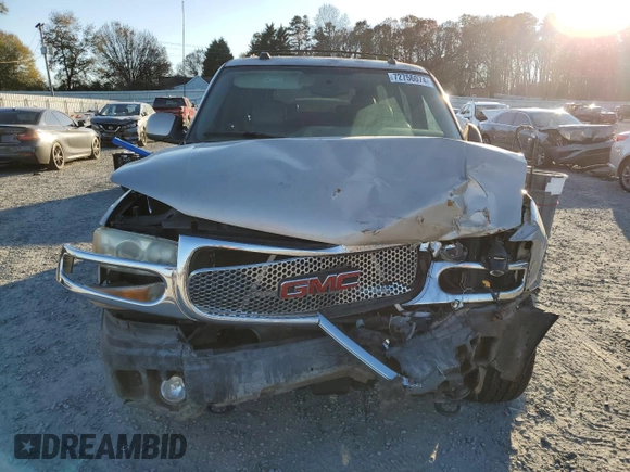 2004 GMC Yukon XL SLT with VIN 1GKEC16Z74J128281, listed as a Copart auction lot 72756074 with 0 mi miles and Salvage Title. Bid and sale history available at carsss.com. Image 5.