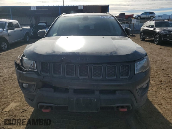 2018 Jeep Compass Trailhawk with VIN 3C4NJDDB9JT337597, listed as a Copart auction lot 86314244 with 88,873 mi miles and Salvage Title. Bid and sale history available at carsss.com. Image 5.