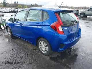 2017 Honda Fit LX with VIN 3HGGK5H58HM707699, listed as a IAAI auction lot 41903192 with 35,364 mi miles. Bid and sale history available at carsss.com. Image 3.