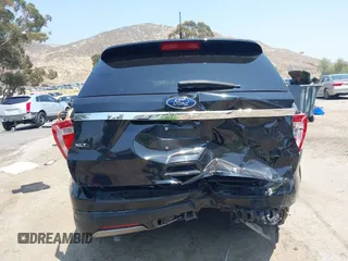 2019 Ford Explorer XLT z VIN 1FM5K7D85KGA73010, wystawiony jako IAAI lot #42397982 z przebiegiem 80 885 mil mil oraz . Historia ofert i sprzedaży dostępna na DreamBid. Obrazek 16.