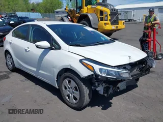 2018 Kia Forte LX with VIN 3KPFK4A76JE236023, listed as a IAAI auction lot 42168951 with 1 mi miles. Bid and sale history available at carsss.com. Image 1.