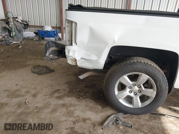 2014 Chevrolet Silverado 1500 LT with VIN 3GCPCREC2EG407544, listed as a IAAI auction lot 41527445 with 122,901 mi miles. Bid and sale history available at carsss.com. Image 6.