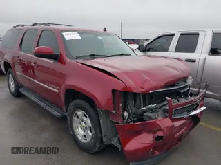 2011 Chevrolet Suburban LT with VIN 1GNSCJE07BR323241, listed as a IAAI auction lot 41548258 with 262,547 mi miles. Bid and sale history available at carsss.com. Image 1.