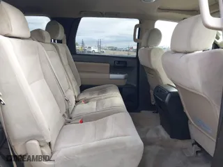 2008 Toyota Sequoia SR5 with VIN 5TDBY64A38S008044, listed as a IAAI auction lot 42071301 with 205,492 mi miles. Bid and sale history available at carsss.com. Image 8.