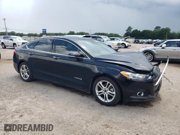 2016 Ford Fusion Titanium Hybrid with VIN 3FA6P0RUXGR204106, listed as a Copart auction lot 62769015 with 106,826 mi miles and Salvage title. Bid and sale history available at DreamBid. Image 4.