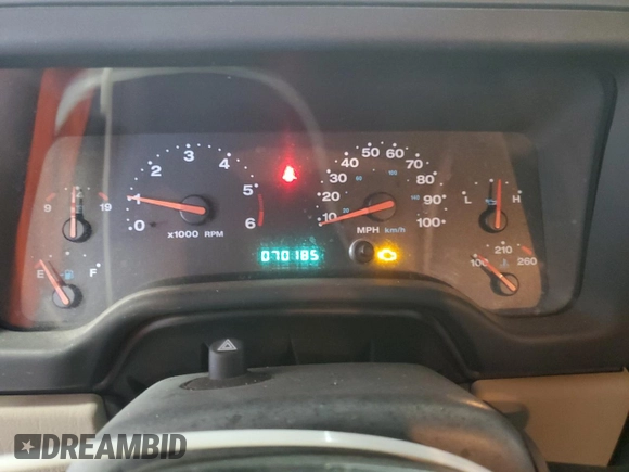 2004 Jeep Wrangler X z VIN 1J4FA39S14P724963, wystawiony jako Copart lot #59345075 z przebiegiem 70 185 mil mil oraz Czysty tytuł • Clean title. Historia ofert i sprzedaży dostępna na DreamBid. Obrazek 9.