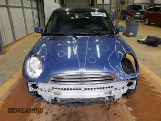2005 MINI Convertible with VIN WMWRF33485TG10496, listed as a Copart auction lot 58582955 with 107,641 mi miles and Salvage title. Bid and sale history available at DreamBid. Image 5.