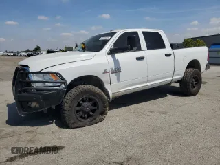 2015 Ram 2500 Tradesman z VIN 3C6UR5CLXFG611434, wystawiony jako Copart lot #52173785 z przebiegiem 255 665 mil mil oraz Szkoda całkowita • Salvage title. Historia ofert i sprzedaży dostępna na DreamBid. Obrazek 1.