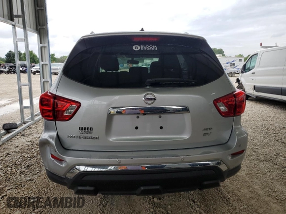 2017 Nissan Pathfinder Platinum with VIN 5N1DR2MM8HC615272, listed as a Copart auction lot 60481315 with 150,517 mi miles and Clean title. Bid and sale history available at DreamBid. Image 6.